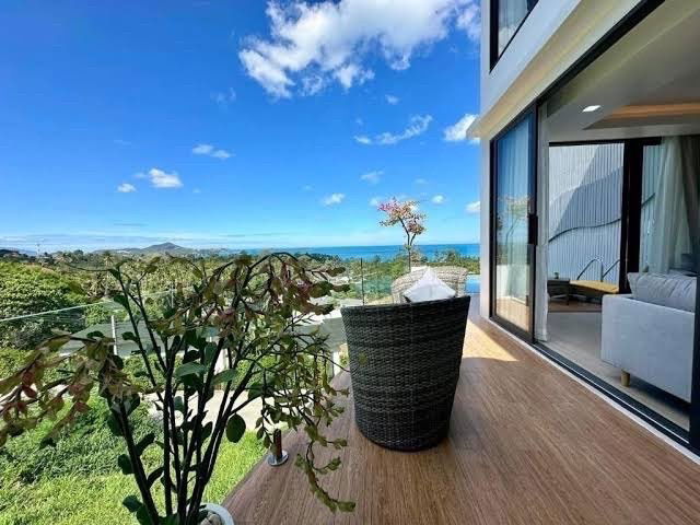 picture The Blue Villa — Luxury 2-Bedroom Pool Villa in Central Chaweng - 20/37