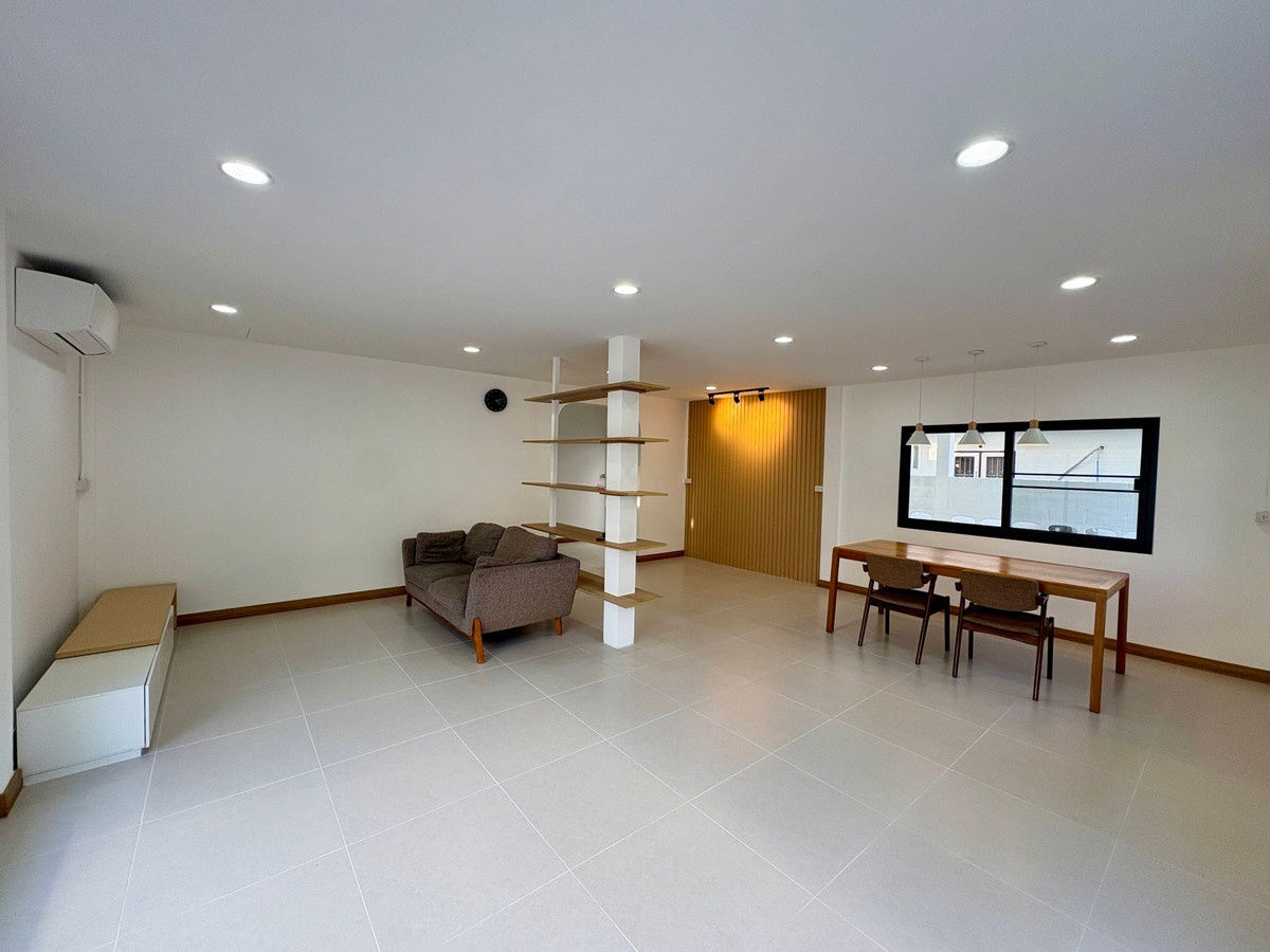 picture RH114225 Beautiful house for rent, 2-storey detached house, Phatthanakan Road 39 (Preecha Village 1) - 8/20