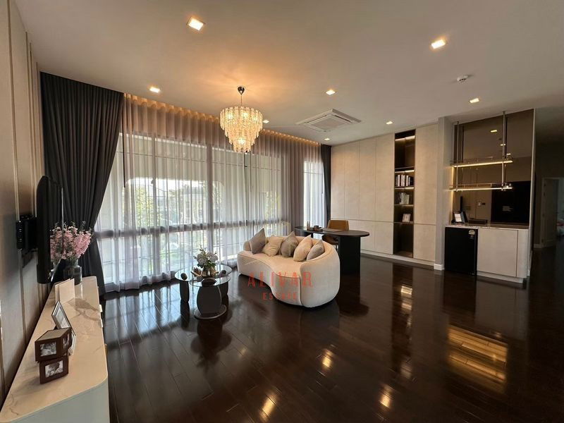 picture RH114525 Luxury house for rent Grand Bangkok Boulevard - Krungthepkreetha - 2/30