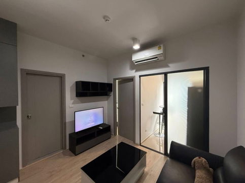 🔥Hot Deal🔥 For Rent 📌 IDEO New Rama 9 (Line ID: @arent) Negotiable price! ✅ We also manage many other projects great deals on every rental!