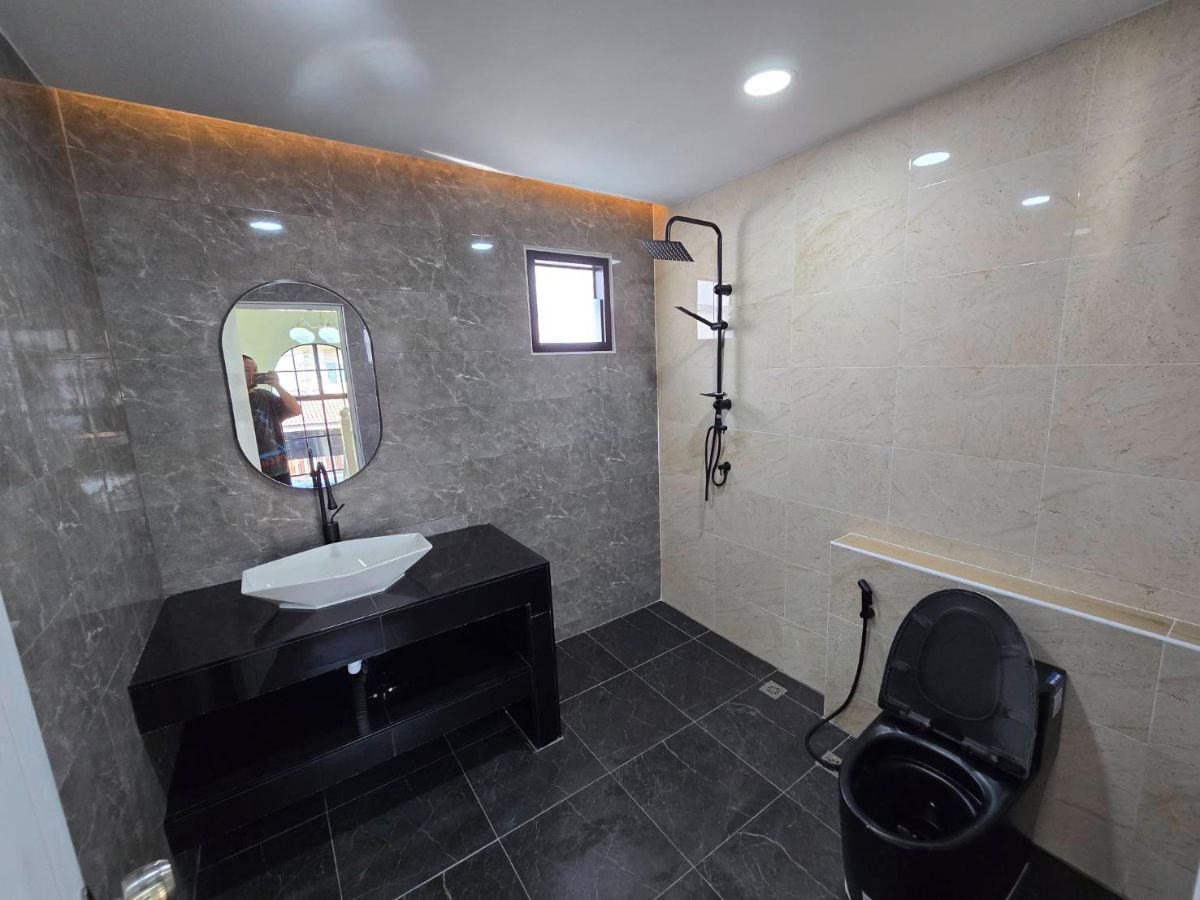 รูป บ้านเดี่ยว กว้างขวาง รีโนเวทใหม่ สวย ทำเลดี หมู่บ้าน พฤกษาวิลเลจ 9  ซอย 2 ตำบลบึงยี่โถ อำเภอธัญบุรี  ปทุมธานี - รูปที่ 45/47