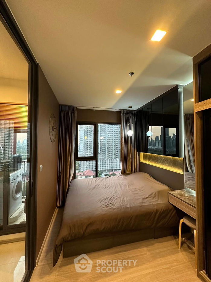 picture Studio Condo at Life Asoke Hype near ARL Makkasan (ID 2455655) - 16/17