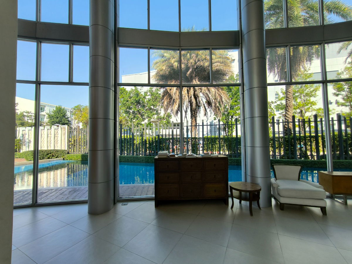 picture For rent, 20,000 baht/month. 3-story townhouse in Klang Muang Village, Suksawat. Near the BTS and Home Pro Suksawat. - 24/24