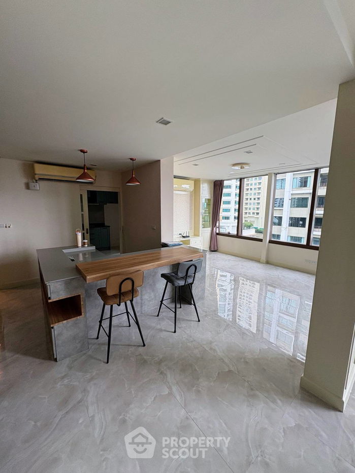 picture 2-BR Condo at The Emporio Place near BTS Phrom Phong (ID 2455279) - 2/16