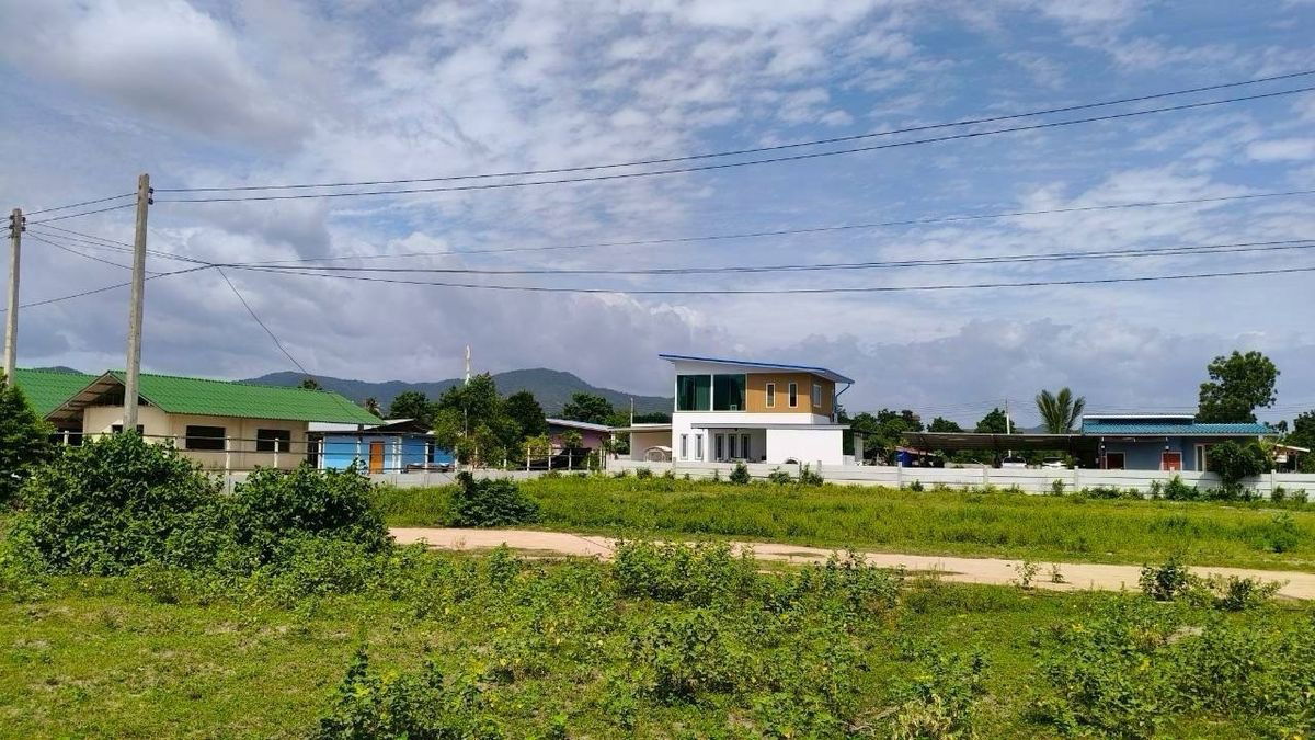 picture Lands for sale in Hua-hin 2 rai with a house - 7/17