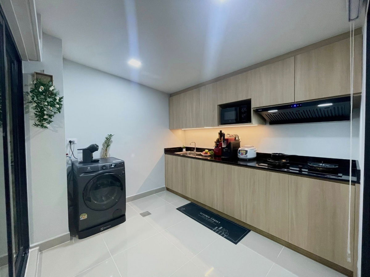 picture 🏡✨ Urgent Rent! Brand New 2.5-Story Townhome – Pleno Sukhumvit–Bangna 4 Prime Location Behind MEGA Bangna (157 sqm) Smart Home + Fully Furnished 💥 - 5/15