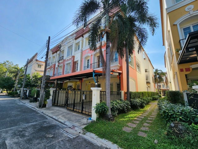 picture FOR SALE  TOWNHOUSE PROPERTY  6500000 BAHT. - 1/8