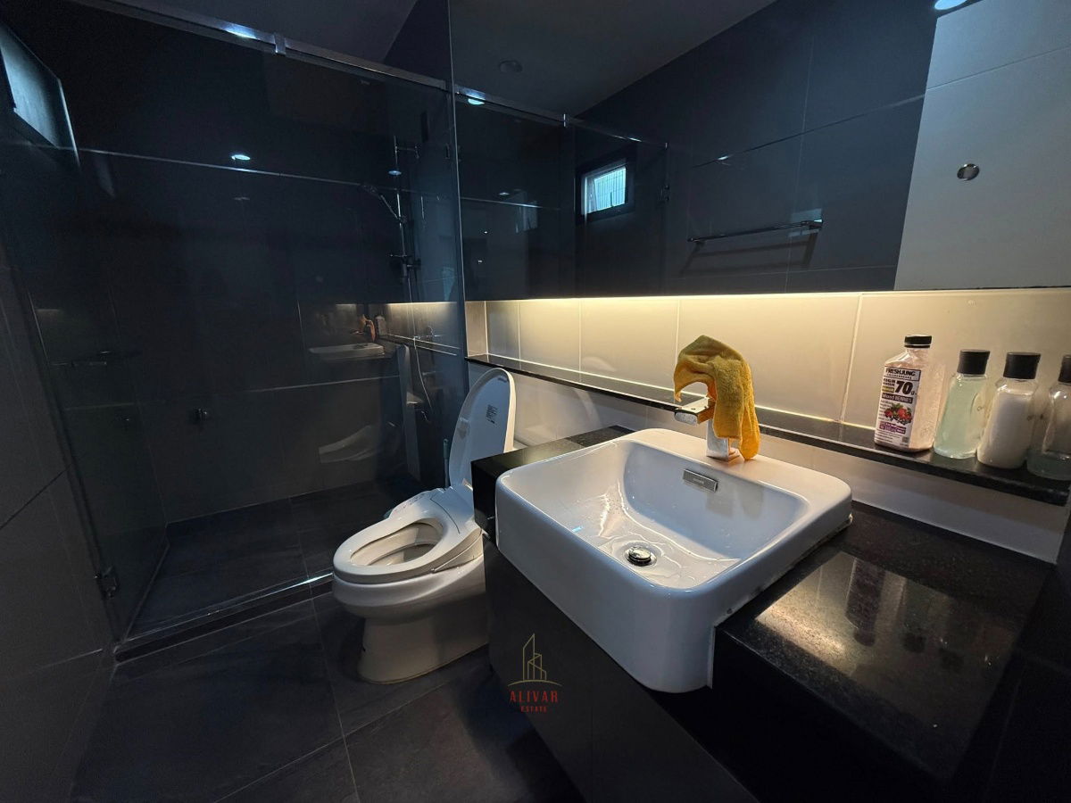 picture RH114625 Single house for rent, Setthasiri Krungthep Kreetha 2, near international school - 12/14