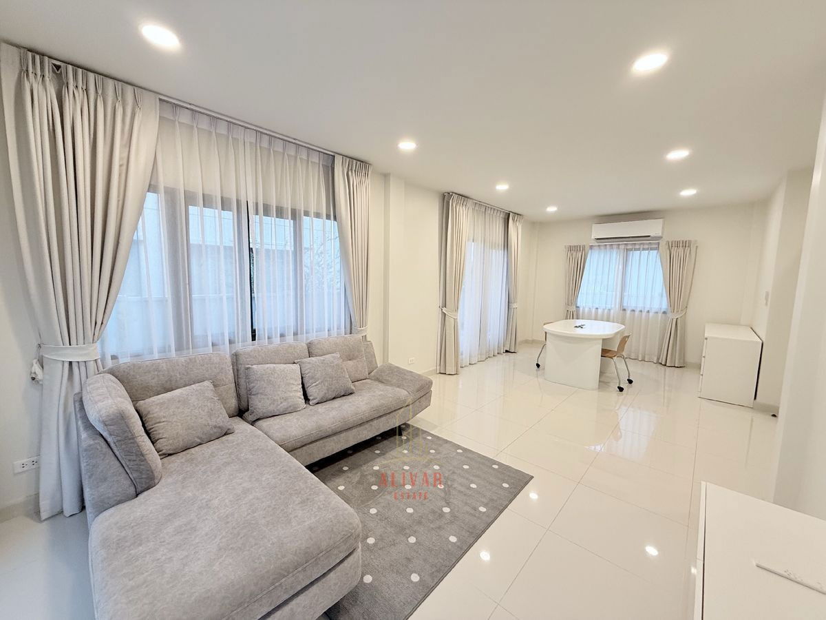 picture RH114725 For rent: 2-storey detached house, 3 bedrooms, with smart home system at Centro Bangna near Mega Bangna. - 2/23