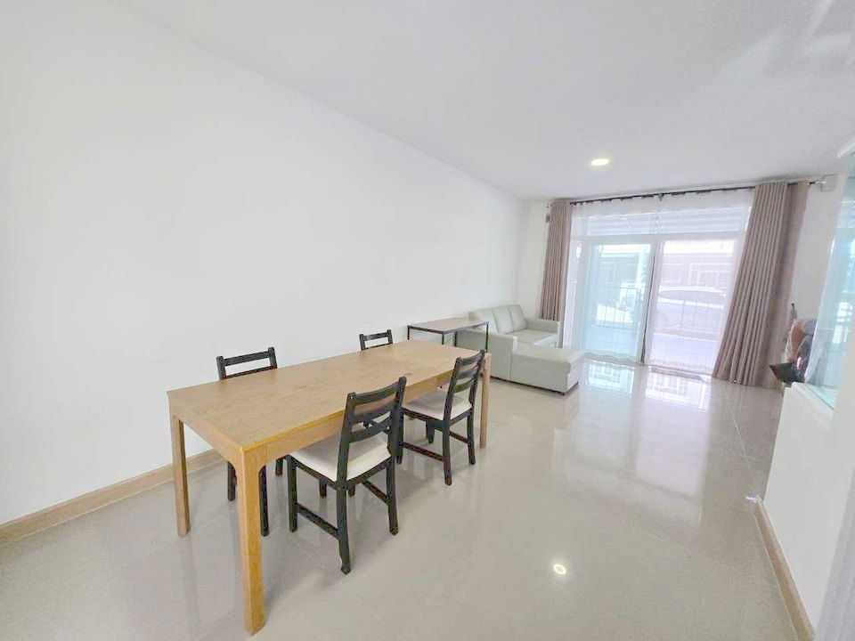 รูป ทาวน์โฮม กัสโต้ ดอนเมือง สรงประภา เช่า 4ห้องนอน 3ห้องน้ำ - รูปที่ 5/10