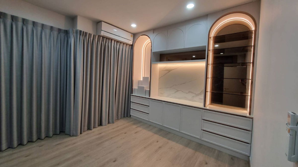 รูป ปล่อยเช่าลาดพร้าว​ พักอาศัยทำธุรกิจ​ ติดถนนใหญ่​ ติดทางด่วน - รูปที่ 5/17