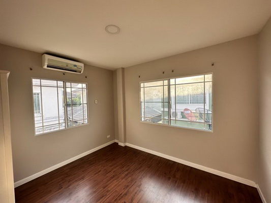 รูป [ให้เช่า] หมู่บ้าน สีวลี ปิ่นเกล้า - สาทร / 3 ห้องนอน 3 ห้องน้ำ / 67 ตรว. 200 ตรม. **30,000** บ้านเดี่ยวปรับปรุงใหม่ ใกล้เดอะ คริสตัลเอสบี ราชพฤกษ์ - รูปที่ 9/12