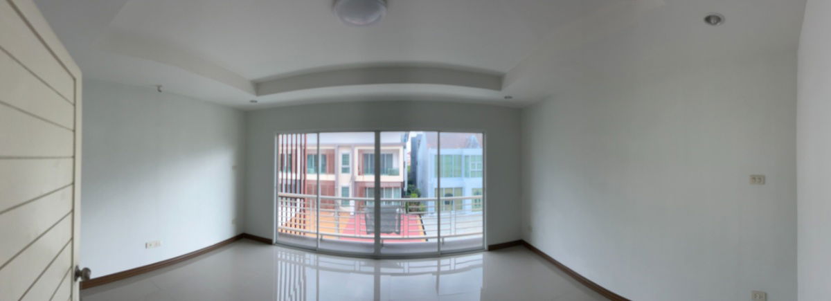 รูป ขายบ้านทาวน์โฮม 3 ชั้น ทำเลเยี่ยม! ใกล้ รร.บดินทรเดชา เพียง 950 เมตร - รูปที่ 39/39