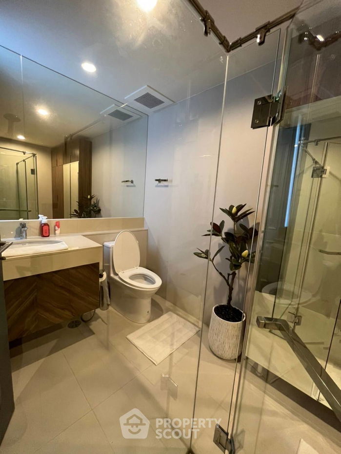 picture 1-BR Condo at Noble Above Wireless-Ruamrudee near BTS Nana (ID 2446603) - 10/13