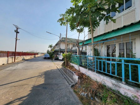 picture FOR SALE  TOWNHOUSE PROPERTY  2750000 BAHT. - 5/8