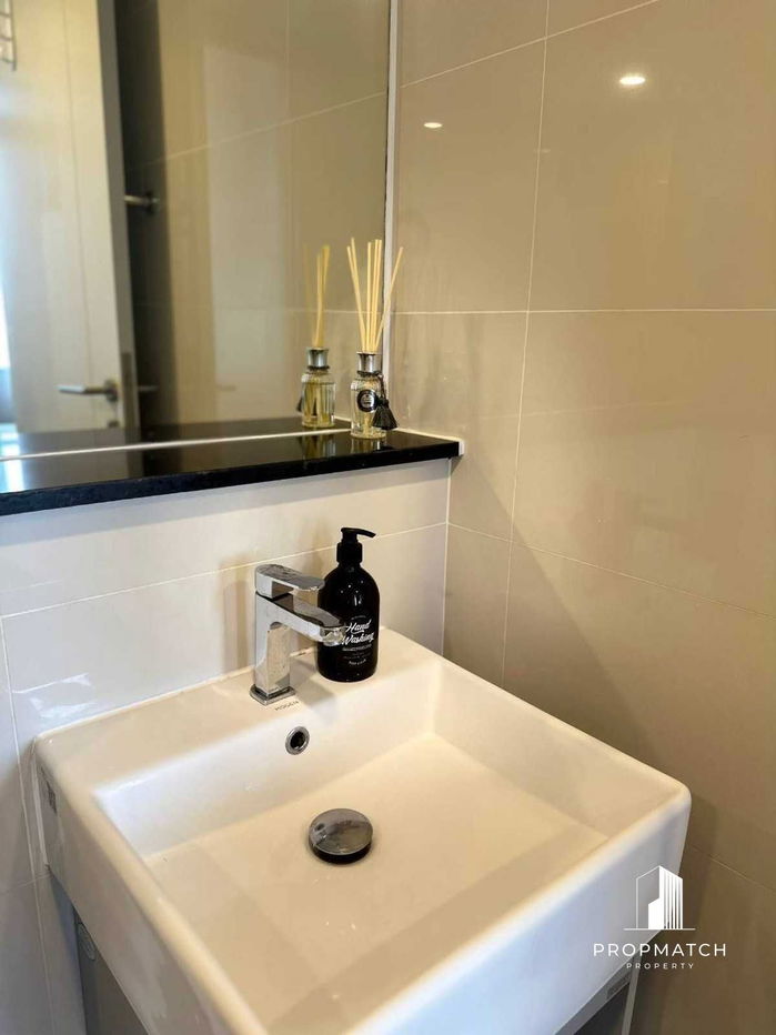 รูป PM035271✨Flash Deal ✨ KnightsBridge Prime Sathorn ( 1Bed 1Bath 37SQM.) แต่งครบพร้อมอยู่ !! เพียง 30,000 บาทต่อเดือน Tel.0981315848 @propmatch - รูปที่ 13/14