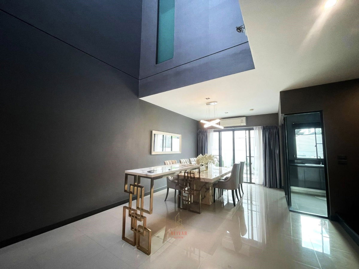 picture RH115125 Townhouse for rent, 3 floors, 3 bedrooms at LANDMARK EKAMAI-RAMINDRA - 5/28