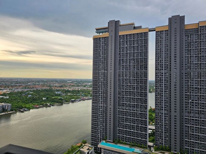 เดอะ โพลิแทน รีฟ 1B1B ชั้น 39 ขนาด 30.50 ตร.ม เช่า 9,000 บาท/เดือน Ready To Move in