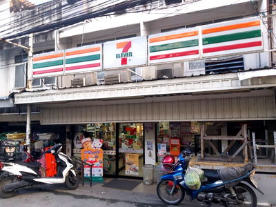 เช่าอาคารพาณิชย์ ช่างชุ่ย : ให้เช่าอาคารพาณิชย์ 2 คูหา (ริมถนนสวนผัก เขตตลิ่งชัน )