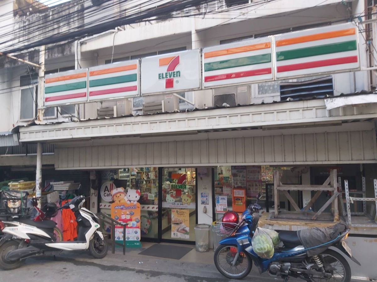 รูป ให้เช่าอาคารพาณิชย์ 2 คูหา (ริมถนนสวนผัก เขตตลิ่งชัน ) - รูปที่ 1/4