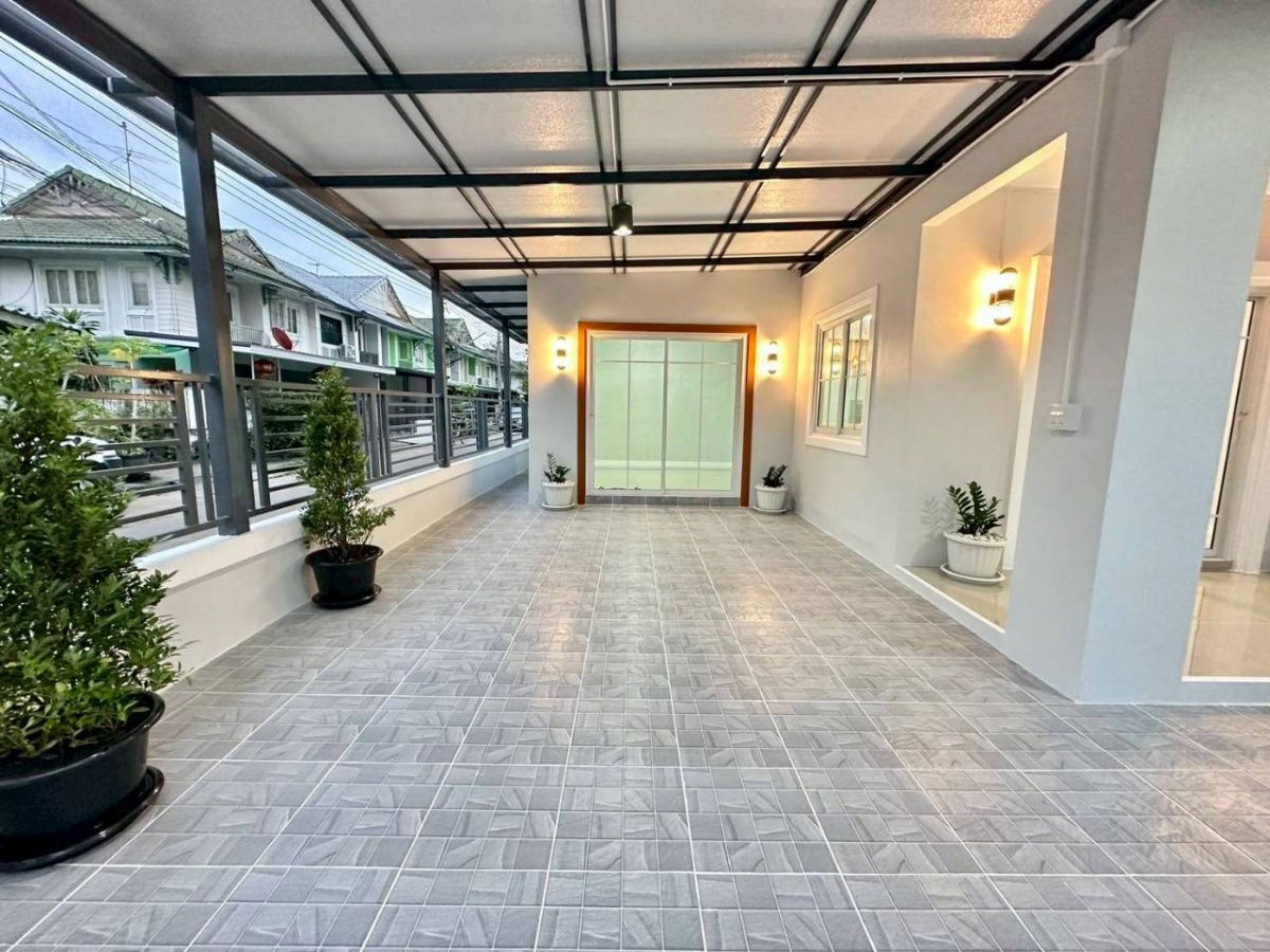 รูป บ้านหลังมุม  รีโนเวทใหม่ เหมือนบ้านมือหนึ่ง   หมู่บ้านพฤกษา 10  ติดถนนบางกรวย – ไทรน้อย  ใกล้บิ๊กซี ไทรน้อย - รูปที่ 4/22