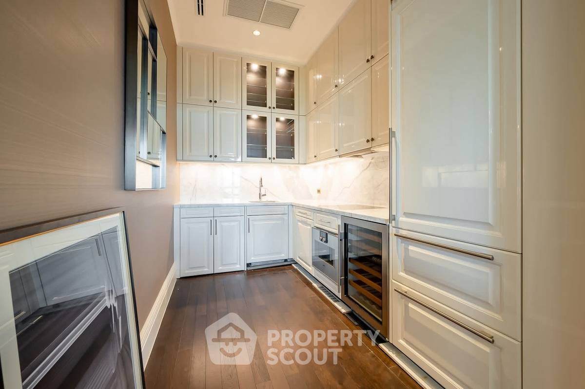 picture 2-BR Condo at 98 Wireless near BTS Phloen Chit (ID 2455110) - 7/10