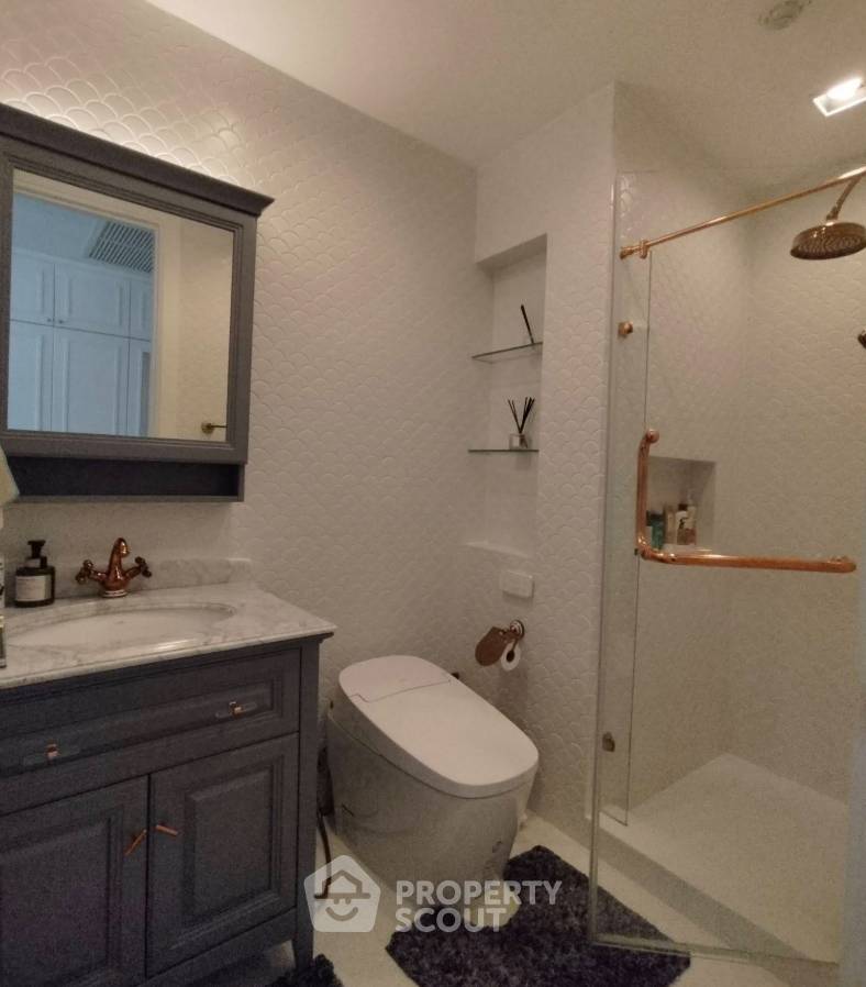 picture 4-BR Condo at Athenee Residence near BTS Phloen Chit (ID 2452119) - 5/7