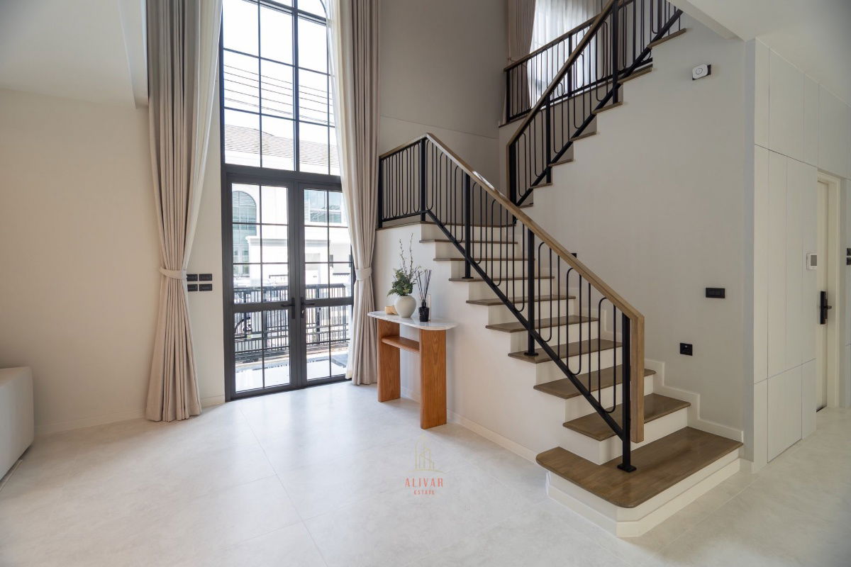 รูป RH113725 ให้เช่า บ้านเดี่ยว 2 ชั้น 4 ห้องนอน at Setthasiri Bangna KM.10 ใกล้ Design Village บางนา เพียง 900 ม. - รูปที่ 5/12