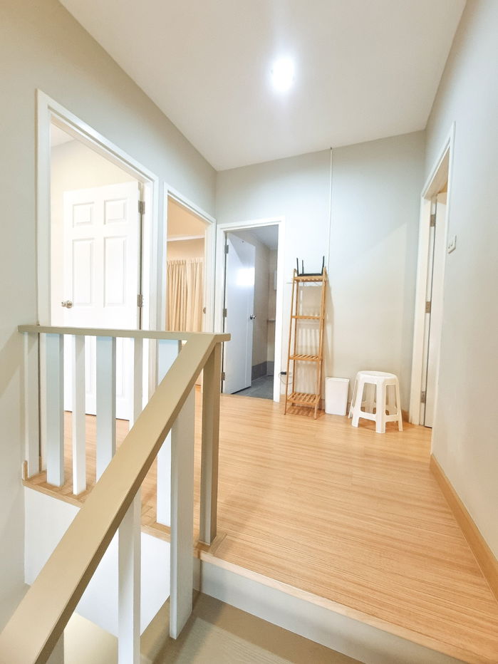 รูป บ้านเดี่ยว 3 นอน 3 น้ำ ต่อเติมพร้อมเฟอร์นิเจอร์ครบ พร้อมเข้าอยู่ ทำเลดี ใกล้ห้างและรร.นานาชาติมากมาย - รูปที่ 13/20