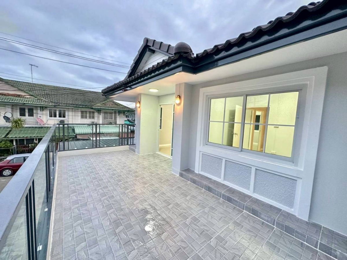 รูป บ้านหลังมุม  รีโนเวทใหม่ เหมือนบ้านมือหนึ่ง   หมู่บ้านพฤกษา 10  ติดถนนบางกรวย – ไทรน้อย  ใกล้บิ๊กซี ไทรน้อย - รูปที่ 18/22