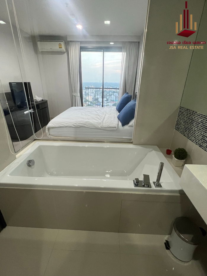 picture ✨ For Sale: RHYTHM Sukhumvit 44/1 Condo ✨ 💰 Only 5,900,000 THB - 1/3