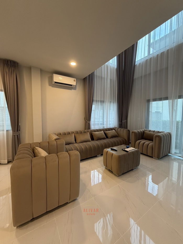 รูป RH114425 ให้เช่า บ้านเดี่ยว The City บางนา ใกล้ Mega Bangna  - รูปที่ 4/15