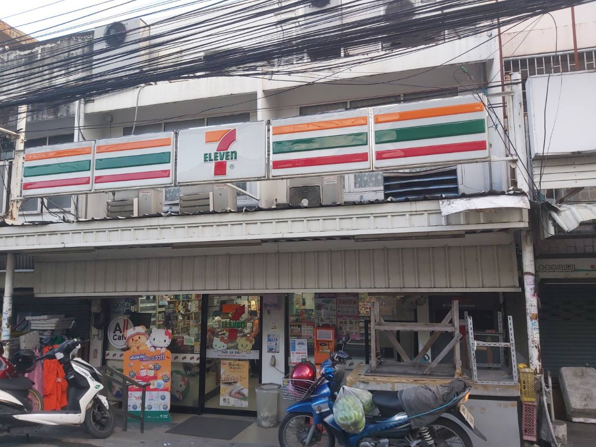 รูป ให้เช่าอาคารพาณิชย์ 2 คูหา (ริมถนนสวนผัก เขตตลิ่งชัน ) - รูปที่ 3/4