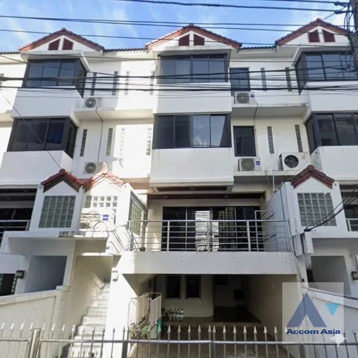 picture 🔼🔽 AccomA 📩 Home Office 4 BR Townhouse in Lumphini (AA20809) - 1/1
