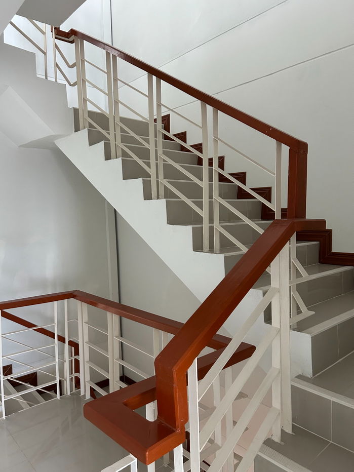 รูป ขายบ้านทาวน์โฮม 3 ชั้น ทำเลเยี่ยม! ใกล้ รร.บดินทรเดชา เพียง 950 เมตร - รูปที่ 28/39