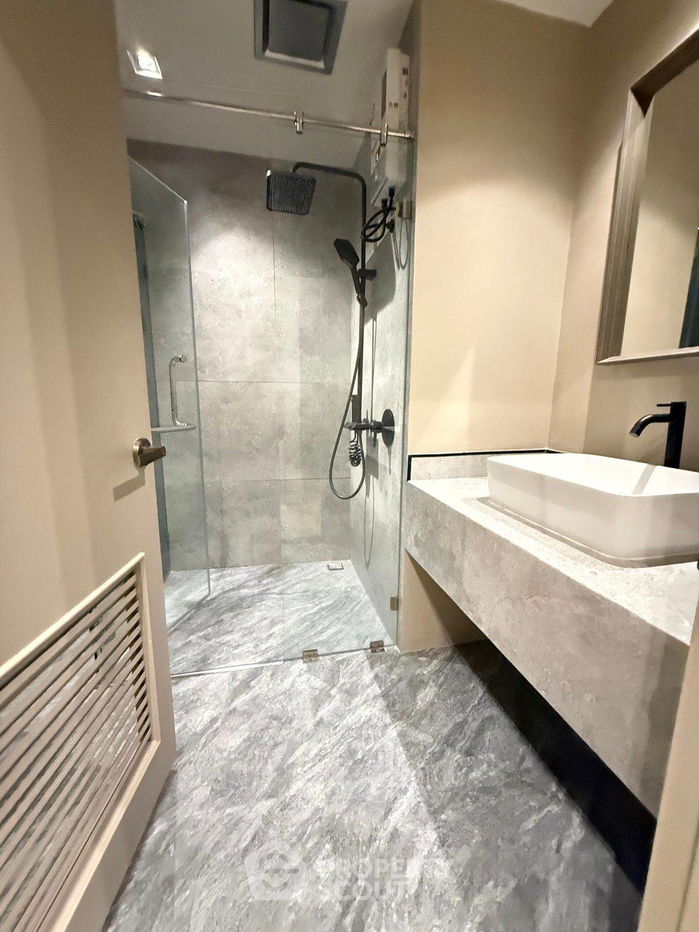 picture 2-BR Condo at Wittayu Complex near BTS Phloen Chit (ID 2455455) - 4/13