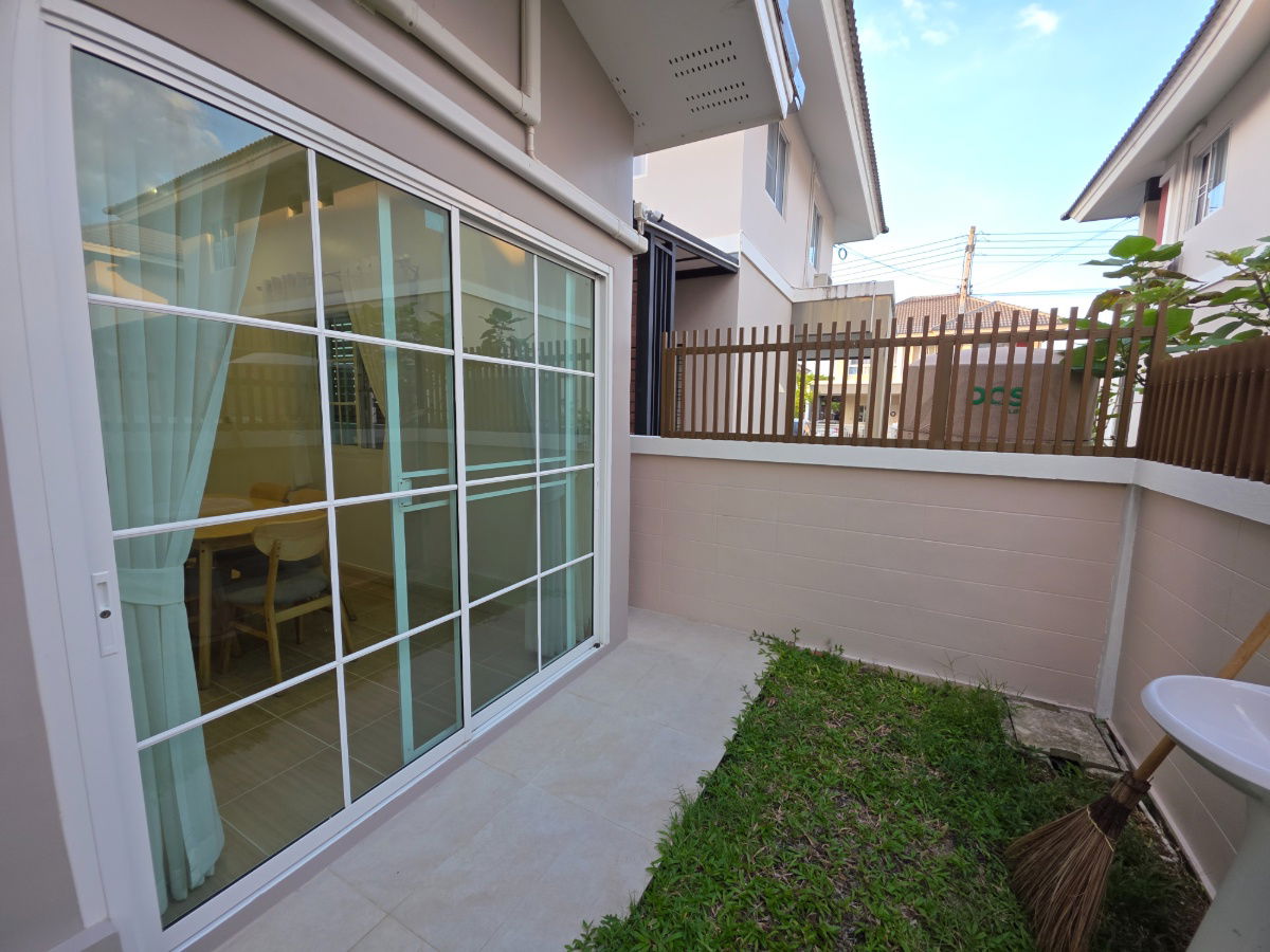 รูป บ้านเดี่ยว 3 นอน 3 น้ำ ต่อเติมพร้อมเฟอร์นิเจอร์ครบ พร้อมเข้าอยู่ ทำเลดี ใกล้ห้างและรร.นานาชาติมากมาย - รูปที่ 17/20