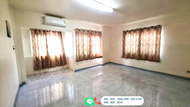 picture FOR SALE TOWNHOUSE PROPERTY 2690000 BAHT. - 6/8