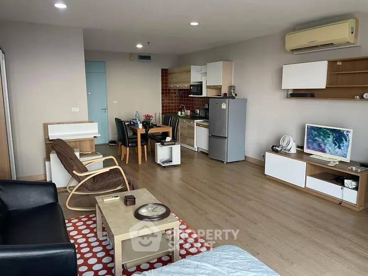 picture 1-BR Condo at St. Louis Grand Terrace near BTS Saint Louis (ID 2447532) - 3/3