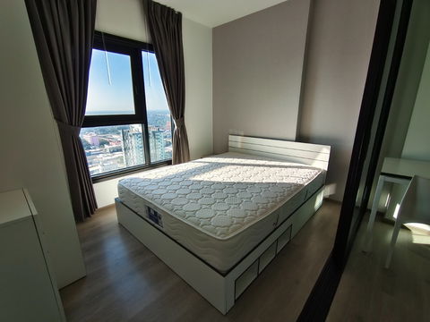 🌆 For Rent: The Base Phetkasem - Just 100 m. from MRT | High floor, city view + Walk-in Closet @90condo 🌃