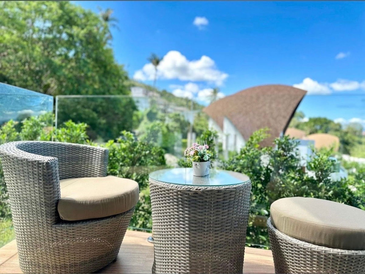 picture The Blue Villa — Luxury 2-Bedroom Pool Villa in Central Chaweng - 16/37