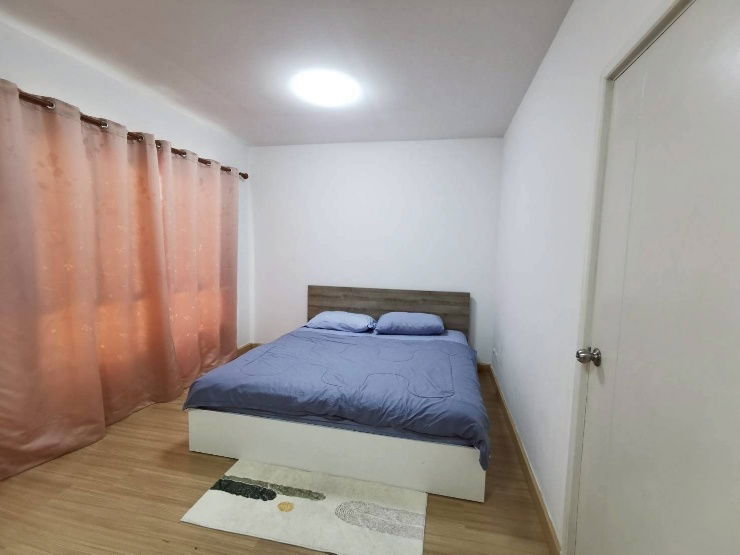 picture House for rent in Pruksa Ville 60, Luang Paeng - Lat Krabang Road
🛩, good location, close to Suvarnabhumi Airport, easy to travel, connected  - 4/10