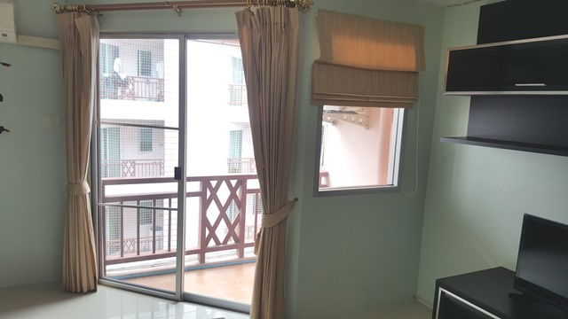 รูป ให้เช่าคอนเลจวิวคอนโด ศรีราชา 28 ตรม. 4,500 บาท รวมค่าส่วนกลางแล้ว พร้อมเฟอร์นิเจอร์ครบ พร้อมเข้าอยู่   - รูปที่ 8/9