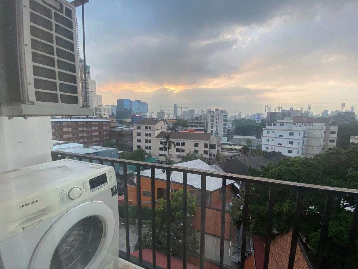 picture Low rise condo! The Nest Sukhumvit 22 600m. from MRT Queensirikrit 2bedrooms 1bathrooms 42 sq.m. 21,000 per month - 4/9