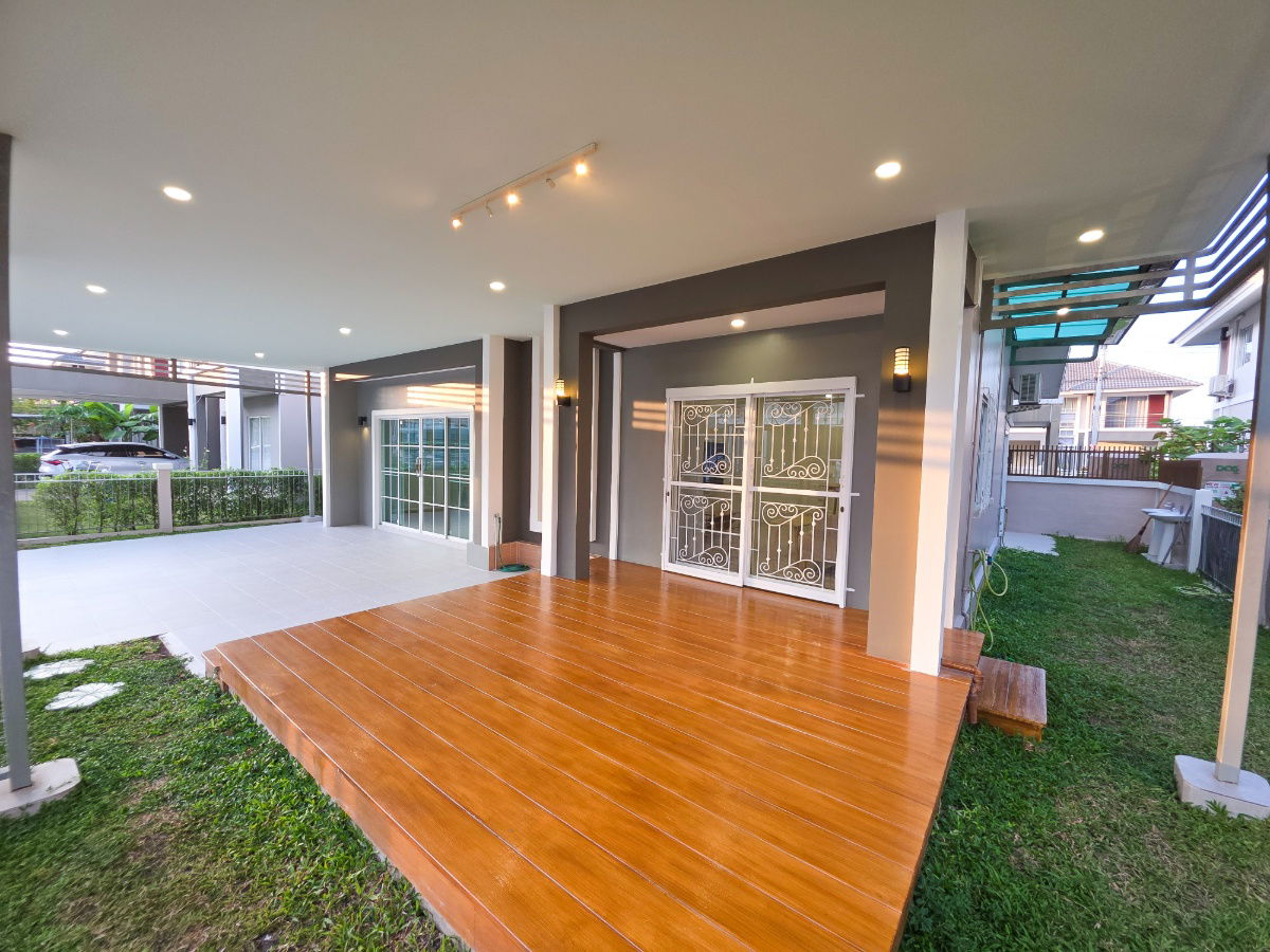 รูป บ้านเดี่ยว 3 นอน 3 น้ำ ต่อเติมพร้อมเฟอร์นิเจอร์ครบ พร้อมเข้าอยู่ ทำเลดี ใกล้ห้างและรร.นานาชาติมากมาย - รูปที่ 19/20