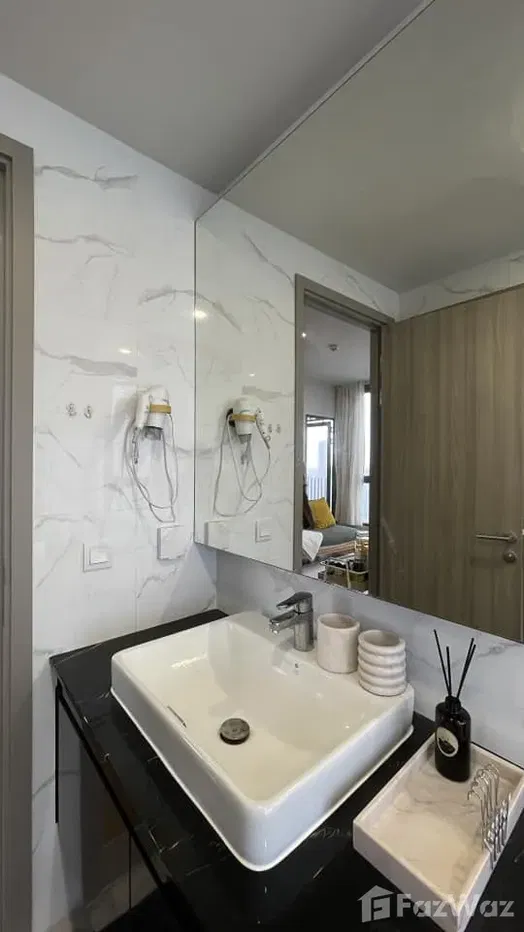 picture Cloud Thonglor Phetchaburi 1964505 - 8/10