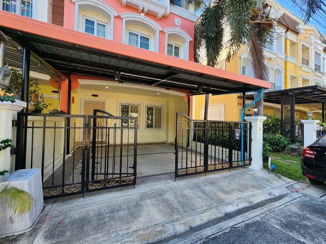 picture FOR SALE  TOWNHOUSE PROPERTY  6500000 BAHT. - 3/8