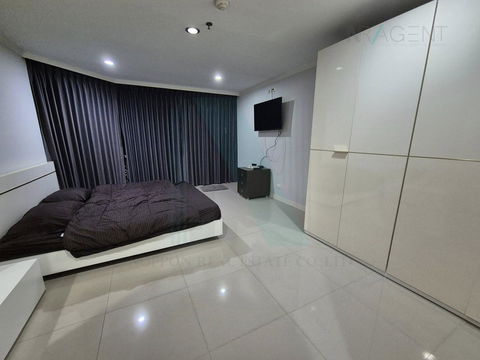 🎊 For Rent Condo SUKHUMVIT SUITE Building 1, Floor 28,1 bed room, Room size 70.00 sqm