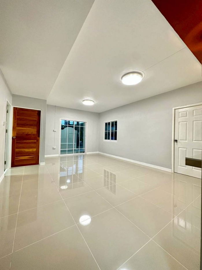 รูป บ้านหลังมุม  รีโนเวทใหม่ เหมือนบ้านมือหนึ่ง   หมู่บ้านพฤกษา 10  ติดถนนบางกรวย – ไทรน้อย  ใกล้บิ๊กซี ไทรน้อย - รูปที่ 10/22