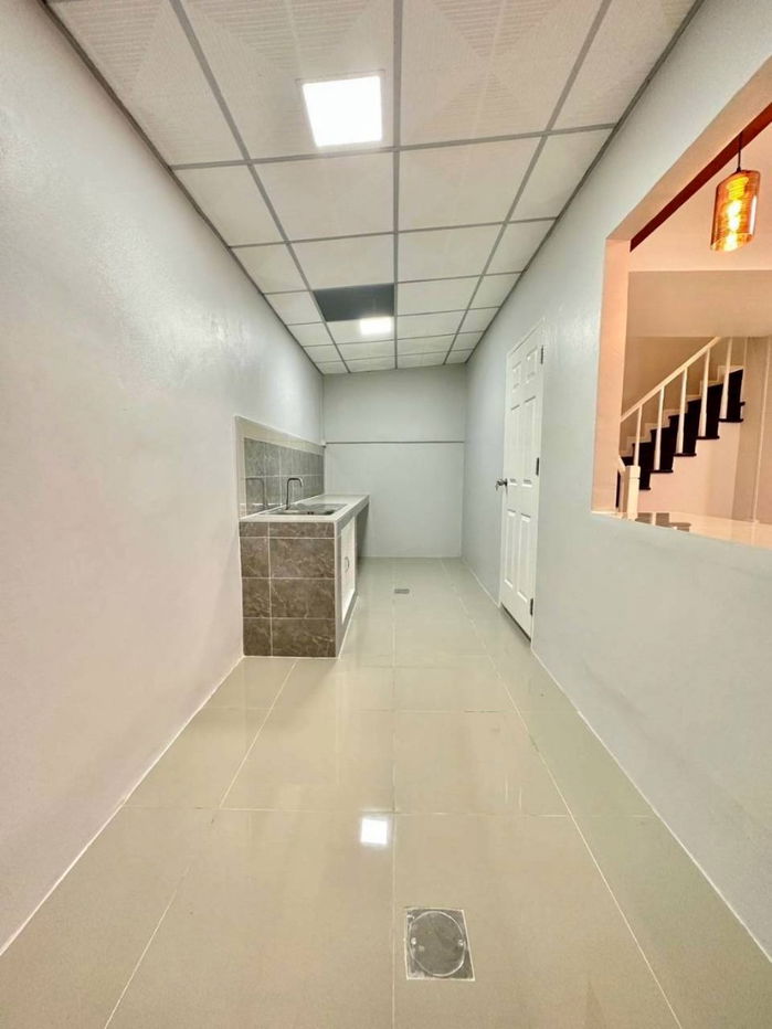 รูป บ้านหลังมุม  รีโนเวทใหม่ เหมือนบ้านมือหนึ่ง   หมู่บ้านพฤกษา 10  ติดถนนบางกรวย – ไทรน้อย  ใกล้บิ๊กซี ไทรน้อย - รูปที่ 14/22